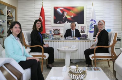 Yeni Yılın İlk Açık Kapı Buluşmasına Yoğun Katılım Yaşandı