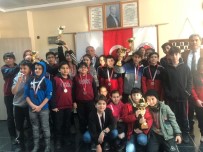 SATRANÇ - Yıldız Ve Küçük Kızlar Satrançta Rakipsiz