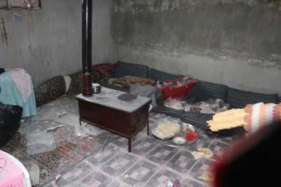 Azez'de Teröristlerin Saldırısı Sonrası Enkaz Görüntülendi