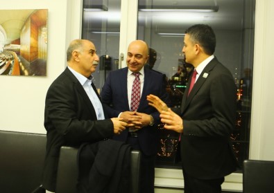 Bakan Pakdemirli, Berlin'de Türk İşadamlarıyla Bir Araya Geldi