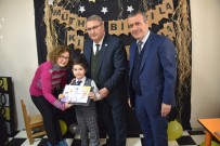 KARNE HEDİYESİ - Başkan Çerçi Miniklerin Karne Heyecanına Ortak Oldu