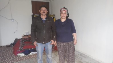 Beş Aydır Yanmış Evde Yaşamaya Çalışıyorlar