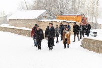 ALıŞKANLıK - Çatak'ta Karne Sevinci