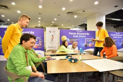 ETÜ Rektörü Çakmak, Minik Mucitlerle Sohbet Etti