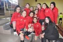GENÇ KIZLAR - Isparta Spor Liseli Sultanlar Futsalda Şampiyon Oldu