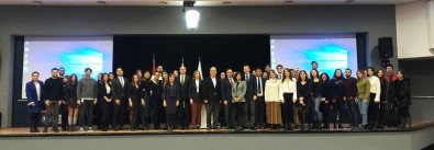İzmir Ekonomi Üniversitesi'nde 'Uygulamalı Eğitim' Fırsatı