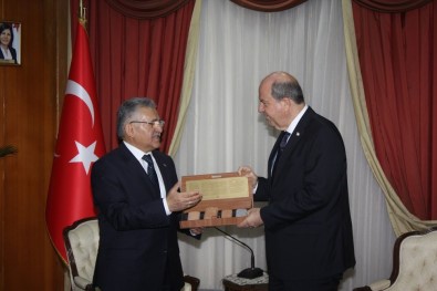KKTC Başbakanı Tatar, Kayseri Belediye Başkanı Büyükkılıç'ı Kabul Etti