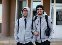 VODAFONE - Lider Sivasspor İstanbul'a Gitti