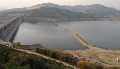 O Barajda Tehlike Çanları Açıklaması Kuraklık Devam Ederse Çiftçilere Su Verilmeyecek