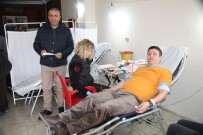 TÜRK KıZıLAYı - Devrekliler Kan Bağışı Kampanyasında Sıraya Girdiler