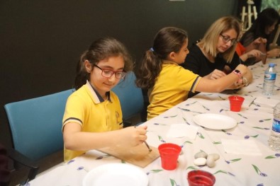 Göktürk'teki Taş Tablo Yapımı Atölyesi'ne Büyük İlgi