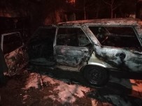 ARAÇ YANGINI - Park Halindeki Otomobil Yandı