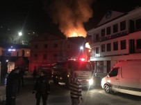 BURSA BÜYÜKŞEHİR BELEDİYESİ - 3 Katlı Metruk Bina Alevlere Teslim