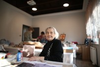 İNGILIZCE - 90 Yaşında Kursa Yazıldı, Öğretmen Oldu