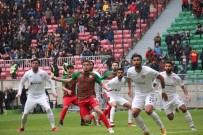 SARı KART - Amed Sportif Faaliyetler Evinde Berabere Kaldı