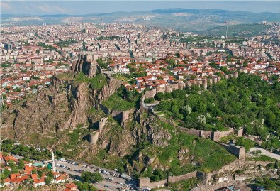 Asırlık Ankara Kalesi Başkent'e Işık Saçacak
