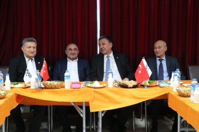 Kırgızistan Büyükelçisi Omuraliyev'den MÜSİAD'a Ziyaret