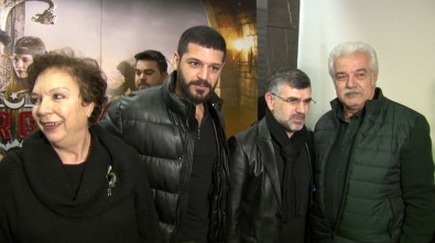 'Türkler Geliyor Açıklaması Adaletin Kılıcı' Filmi Oyuncuları Sultanbeyli'de Gösterime Katıldı