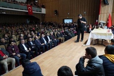 Hayati İnanç'a Yoğun İlgi