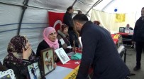 SELAHATTIN EYYUBI - HDP Önünde Evlat Nöbeti Tutan Ailelere Destek Ziyareti Sürüyor