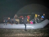 JANDARMA KOMUTANLIĞI - İzmir'de Yeni Yılın İlk Günü 181 Düzensiz Göçmen Yakalandı