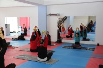 SAĞLIKLI YAŞAM - Kadın Spor Merkezi'ne Yoğun İlgi