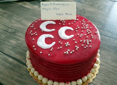 MHP Aydın İl Başkanı Alıcık'a 3 Hilalli Sürpriz