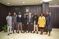AFRİKALI - Rektör Bilgiç, Afrikalı Öğrencilerle Baş Başa