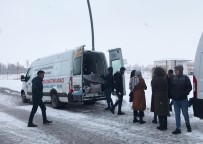 YÜZÜNCÜ YıL ÜNIVERSITESI - Van Büyükşehir Belediyesinden Öğrencilere Çorba İkramı