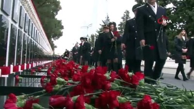 Azerbaycan, 20 Ocak Şehitlerini 30. Yıl Dönümünde Resmi Törenle Andı