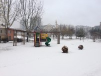 Elazığ'da Kar Yağışı Etkili Oldu, 73 Köy Yolu Kapandı Haberi