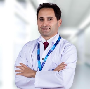 Op. Dr. Dilek Açıklaması 'Göz Kapağı Estetiğiyle Genç Görünün'