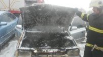 AKSARAY BELEDİYESİ - Otomobilde Çıkan Yangın İtfaiye Tarafından Söndürüldü