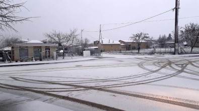 Silivri'de Kar Yağışı Başladı