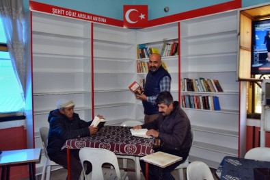 Sökeli Kahveci Şehidin Adına Kütüphane Oluşturdu