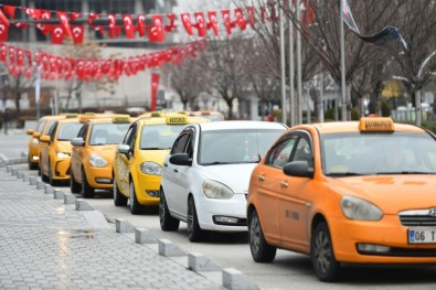 Büyükşehir'den Taksici Esnafına Anket