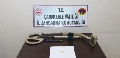 Gelibolu'da Tarihî Eser Arayan Şahıs Dedektörle Yakalandı