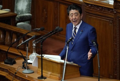 Japonya Başbakanı Abe'den Güney Kore İle Dostluk Vurgusu