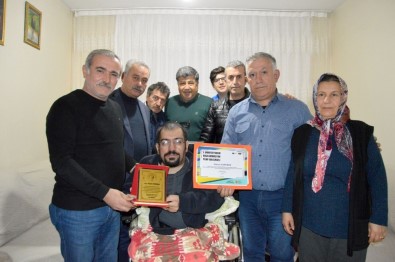 Kas Hastası Şahıs 'Özgür Olmak' Kısa Filmiyle Dereceye Girdi