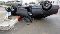 KURAN KURSU - Kontrolden Çıkan Araç Takla Atıp Ters Döndü Açıklaması 1 Yaralı