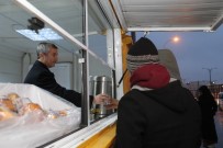MEHMET TAHMAZOĞLU - Şahinbey Belediyesi'den Dondurucu Soğukta İnsanın İçini Isıtan Hizmet