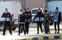 KAÇAK - Van Büyükşehir Belediyesi Zabıtası Bir Yılda 4 Bin 343 Olaya Müdahale Etti