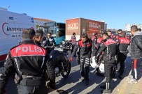 ŞELALE - Antalya'da Trafik Kazasında 2 Polis Memuru Yaralandı