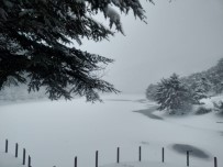 BORABOY - Boraboy Gölü'nün Yüzeyi Buz Tuttu