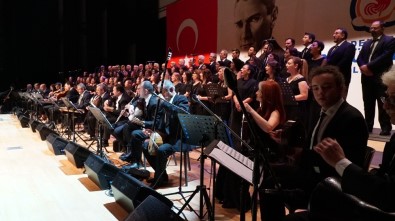 Büyükşehir'in Türk Sanat Müziği Konseri Büyük Beğeni Topladı