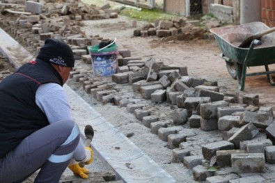 Efeler'de Üst Yapı Hamlesi Sürüyor