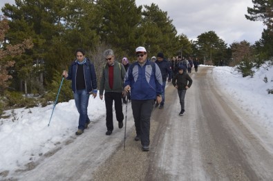 Tavşanlı'da Doğa Yürüyüşü