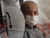 Tek Çaresi Kordon Bağı Olan Çocuğun Hayali Polis Olmak