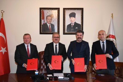 Türk Kahvesi Antalya'da Yetişecek