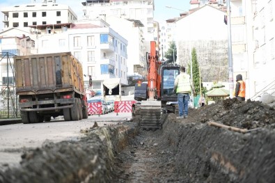 Altınordu'nun En Büyük Mahallesinde Yağmur Suyu Hatları Yenileniyor